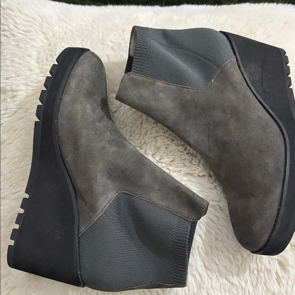 Eileen Fisher Gray Adele Graphite‎ Suede Wedge Booties Ankle Boots